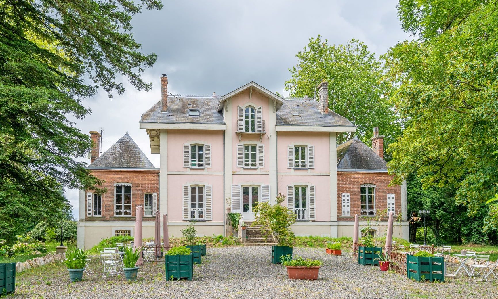 Miss Cocoon Christelle vous reçoit au Château de la Tourlandry – Samedi 4 mai 2024 & Dimanche 5 mai au matin